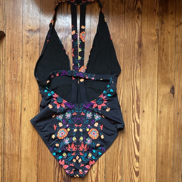 Out from Under Swim; One Piece, deep plunge - Picture 3 of 5